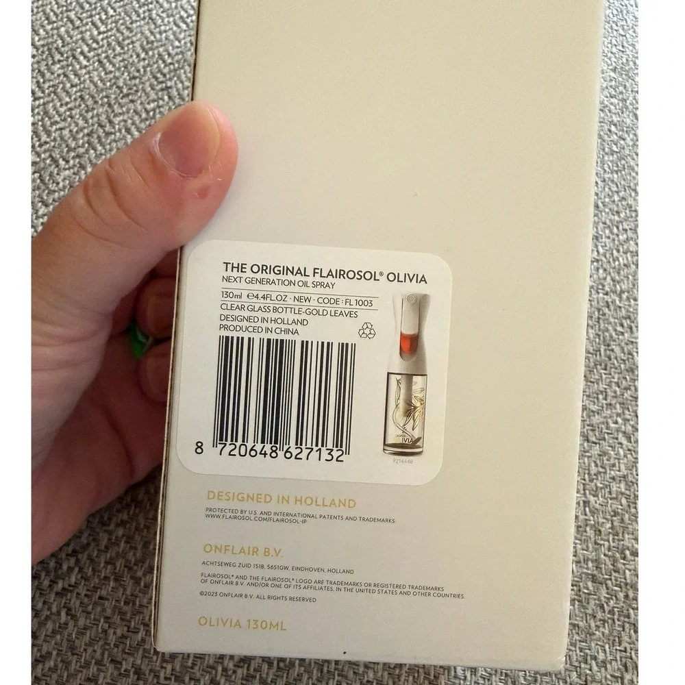 New! Olivia Signature advanced kitchen oil sprayer 4.4 ounces, clear with gold